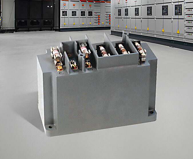 3 Phase Delta Voltage Transformer